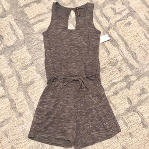 [Gaiam] NWT Gray Romper